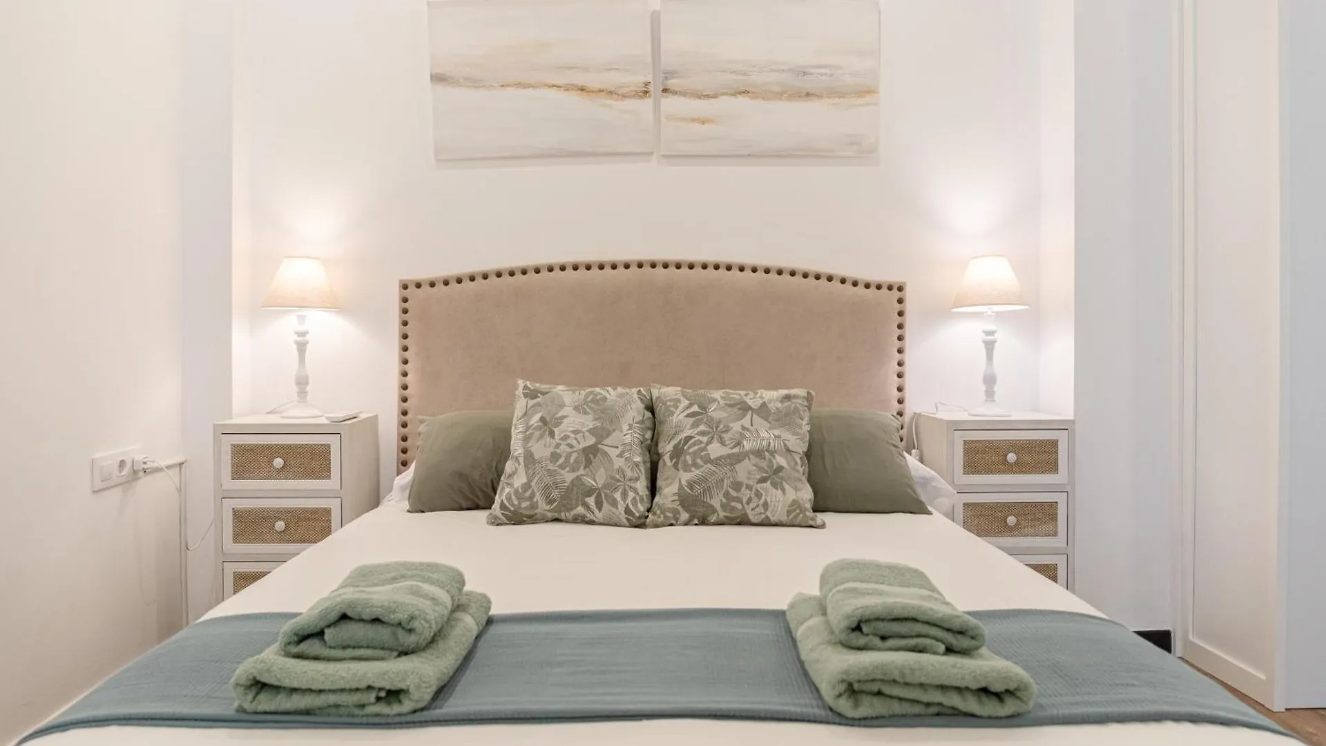 Apartment Los Remedios A Seville Spain
